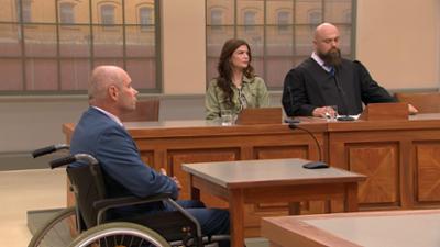 Ulrich Wetzel - Das Strafgericht: Eklat auf Beerdigung - Wer fuhr Bürgermeister auf dem Friedhofsparkplatz an