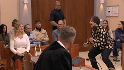 Ulrich Wetzel - Das Strafgericht: Geh solange du noch kannst! Wohnungsnotstand zwingt getrenntes Pärchen zu Wohngemeinschaft