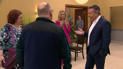 Ulrich Wetzel - Das Strafgericht: Nachbarschaftsdrama in Reihenhaussiedlung- Hat eifersüchtige Ehefrau die schöne Nachbarin verletzt?