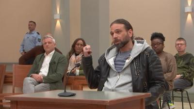 Ulrich Wetzel - Das Strafgericht: Wurde Schönheitschirurg angegriffen, weil er Brustvergrößerung verweigerte?