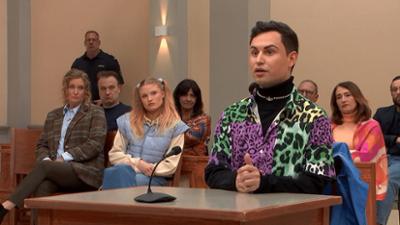 Ulrich Wetzel - Das Strafgericht: Weil sie trotz Verbot Billig-Ware bestellte - Wurde Teenie-Tochter von Vater in Paketstation gesperr