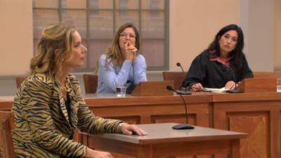 Ulrich Wetzel - Das Strafgericht: Eiskalt abserviert - Hat frustrierte Ex des Bräutigams am Hochzeitstag Rot gesehen?