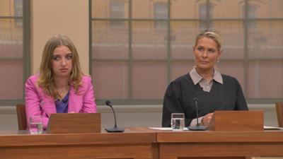 Ulrich Wetzel - Das Strafgericht: Folge 301: Pfarrer vor Beichtstuhl niedergeschlagen