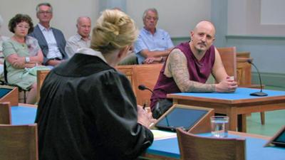Ulrich Wetzel - Das Strafgericht: Folge 43: Begeht Straftäter trotz Fußfessel Mordversuch?