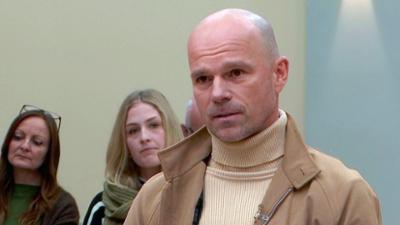Ulrich Wetzel - Das Strafgericht: Folge 225: Rettungseinsatz mit Folgen - Prügelte Sanitäter einen Pöbler fast zu Tode?