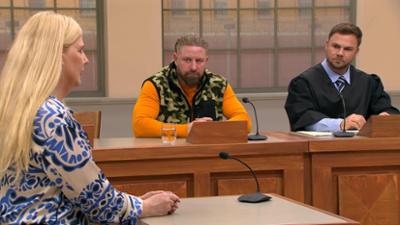 Ulrich Wetzel - Das Strafgericht: Folge 41: Zoohändlerin überlebt knapp den Biss einer Giftschlange