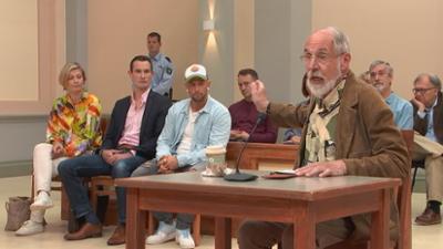 Ulrich Wetzel - Das Strafgericht: Alptraum nach Adoption - Attackierte panische Mutter den leiblichen Vater ihrer Adoptivtochter?