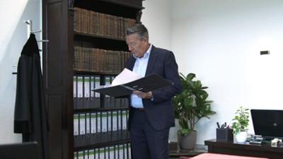 Ulrich Wetzel - Der Ermittlungsrichter: Folge 24: Heiße Spur nach 6 Jahren - Ist guter Bekannter ein Frauenmörder?