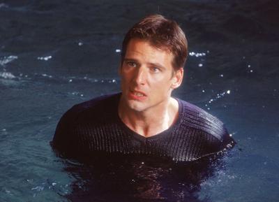 Alarm für Cobra 11: Staffel 6, Folge 4: Im Kreuzfeuer