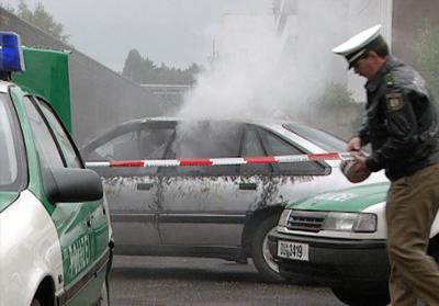 Anwälte der Toten: Folge 1: Zwei Polizisten verschwinden