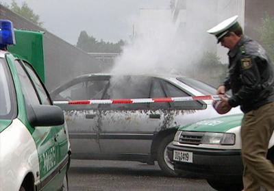 Anwälte der Toten: Folge 1: Zwei Polizisten verschwinden