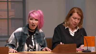 Barbara Salesch: Folge 26: Baby an Bord! PKW-Diebstahl lässt Mutterherz höher schlagen