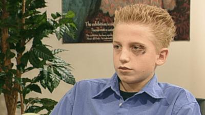 Das Familiengericht: Folge 111: Zahlen bitte! / Mit eiserner Faust