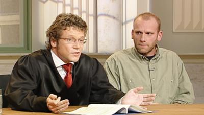 Das Familiengericht: Folge 38: Potenzmittelscheidung / Reise in die Nacht