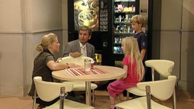 Das Familiengericht: Folge 34: Alles arme Socken