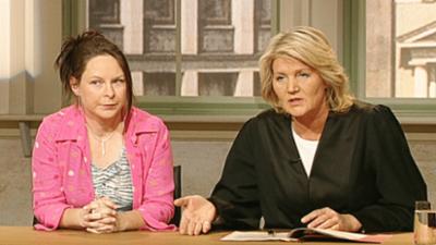 Das Familiengericht: Folge 131: Überpflegt / Altlasten