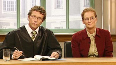 Das Familiengericht: Folge 60: Kommune der Liebe