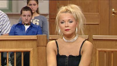 Das Familiengericht: Folge 6: Der Racheengel / Der schönste Mann der Welt