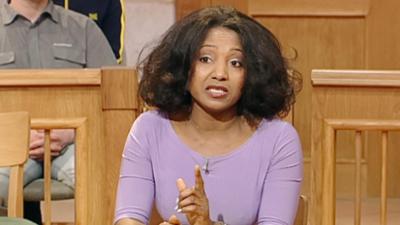 Das Familiengericht: Folge 159: Scherbenhaufen / Den Spatz in der Hand