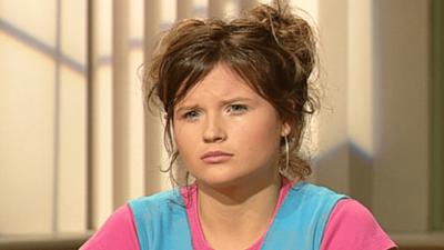 Das Familiengericht: Folge 63: Bittere Liebe / Mit der Lizenz zum Trauen