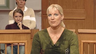 Das Familiengericht: Folge 65: Die Baumfrau / Die feine englische Art