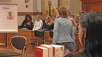 Das Strafgericht: Folge 704: Sohn attackiert seine Mutter