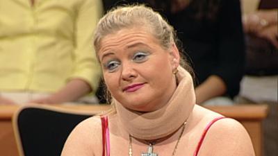 Das Strafgericht: Folge 43: Kind oder Karriere / Schwing die Keule