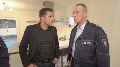 Der Blaulicht Report: Folge 29: Frau wird in eigener Wohnung belästigt