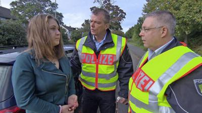 Der Blaulicht Report: Folge 9: Frau nutzt Babyklappe aus / Polizei stoppt blutverschmierte Frau