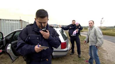 Der Blaulicht Report: Folge 74: Nackter Mann im Haus führt zu Traumatisierung bei 22-Jähriger