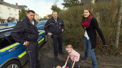 Der Blaulicht Report: Folge 37: Jugendamtsmitarbeiterin hilft Verbrechen aufzudecken