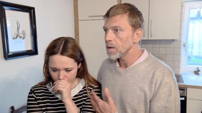 Der Blaulicht Report: Werdender Vater rastet in Krankenhaus aus / Randalierende Mutter klärt Mord auf