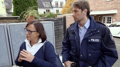 Der Blaulicht Report: Folge 14: Frau verfolgt S-Bahnschläger