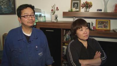 Die Versicherungsdetektive: Folge 7: Verursacht Stolpern eine eingedrückte Zimmertüre?