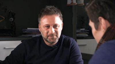 Die Versicherungsdetektive: Folge 6: Kaputte Türzarge macht Versicherungsdetektiv stutzig