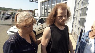 Die Versicherungsdetektive: Folge 4: Thema u.a.: Ein Blinder hat mit seinem Stock ein Auto beschädigt