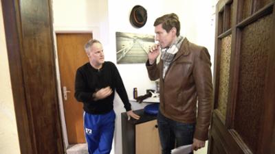 Die Versicherungsdetektive: Folge 6: Woher stammen die Kratzer auf der Motorhaube?