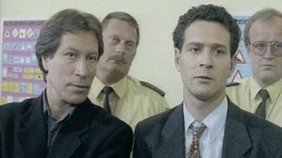 Die Wache: Staffel 1, Folge 7: Funkstille