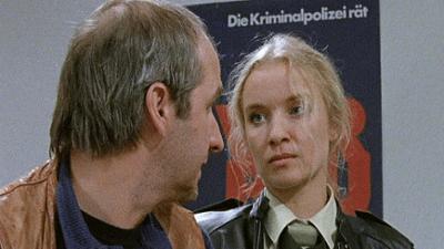 Die Wache: Staffel 2, Folge 28: Die Demo