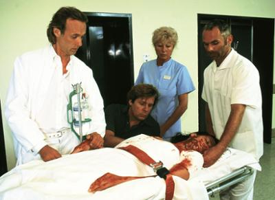 Dr. Stefan Frank - Der Arzt, dem die Frauen vertrauen: Staffel 2, Folge 4: Zu jung zum sterben