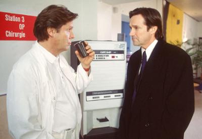 Dr. Stefan Frank - Der Arzt, dem die Frauen vertrauen: Staffel 7, Folge 13: Bei aller Liebe