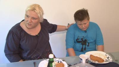 Familien im Brennpunkt: Folge 39: Vater hat Angst um seine übergewichtigen Kinder