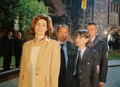 Hinter Gittern: Staffel 1, Folge 2: Sieg oder Untergang