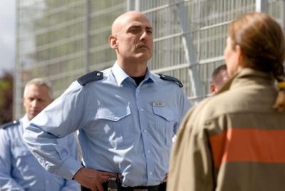 Hinter Gittern: Staffel 16, Folge 390: Freund oder Feind?