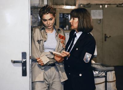 Hinter Gittern: Staffel 4, Folge 90: Liebe auf der Flucht