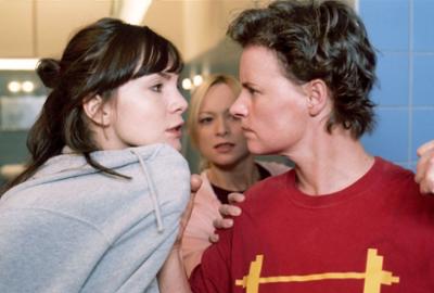 Hinter Gittern: Staffel 15, Folge 379: Eine Frau boxt sich durch