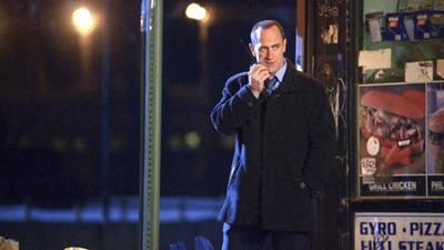 Law & Order: Staffel 12, Folge 19: Swingerclub