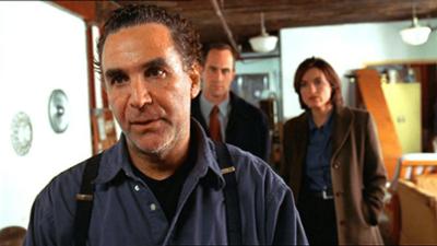 Law & Order: Staffel 1, Folge 10: Davon gekommen