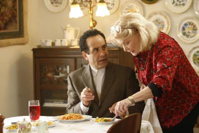 Monk: Staffel 7, Folge 105: Mr. Monk wird bemuttert