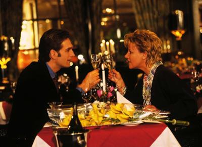 Nikola: Staffel 1, Folge 12: Ein heißes Wochenende